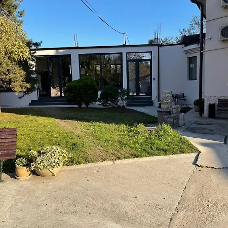Quantum Guest house
