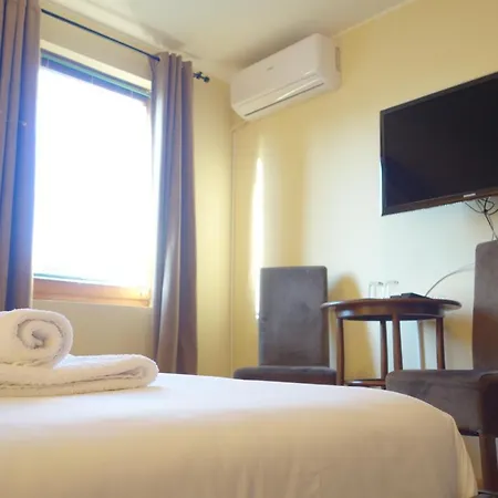 Quantum Guest house 3*