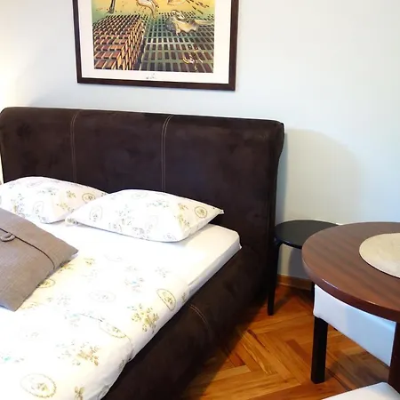 Quantum Guest house